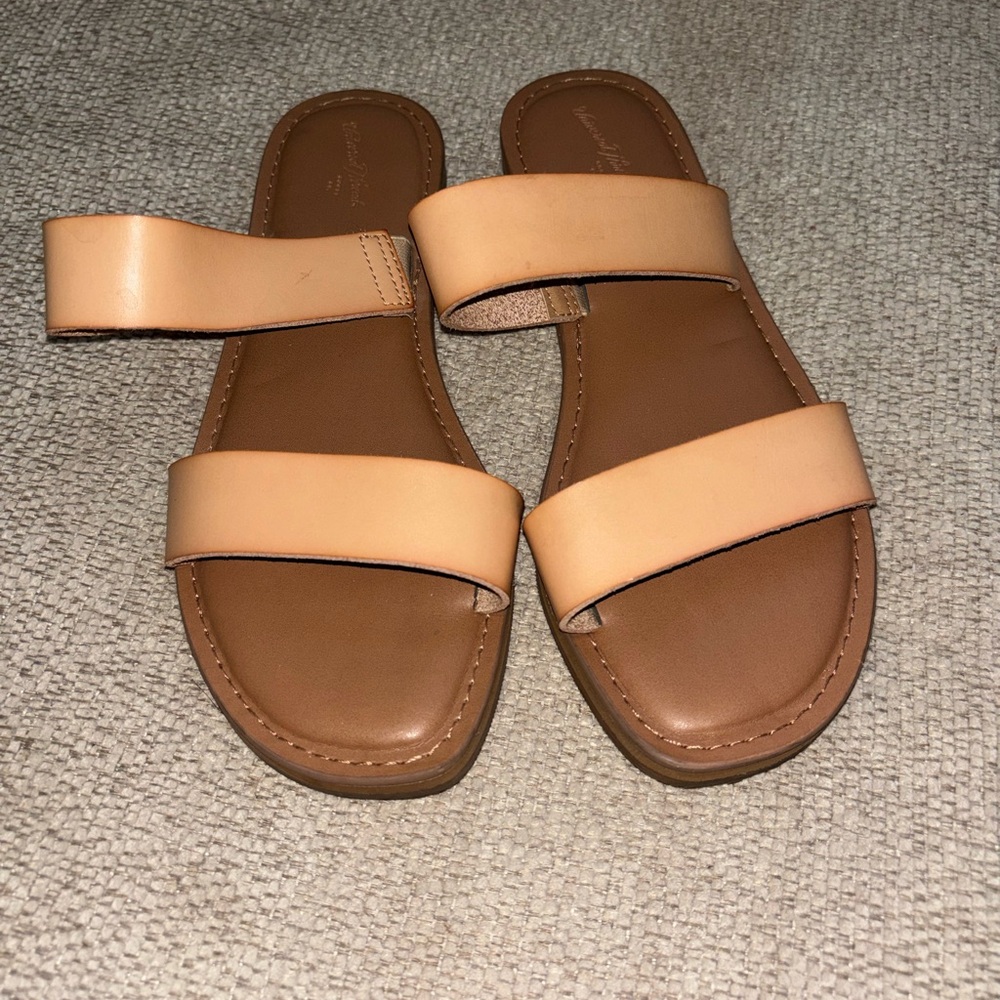 Target Universal Thread Women's 7 Light Brown Sandals